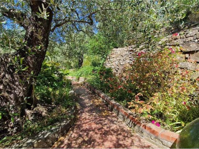 Villa Indipendente in vendita a Diano Marina, Liguria