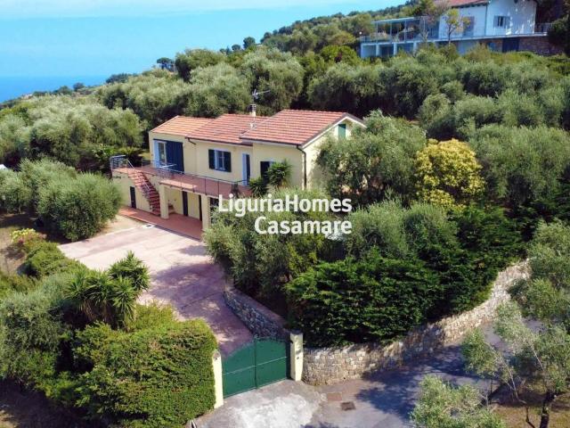 Villa Indipendente in vendita a Diano Gorleri, Diano Marina