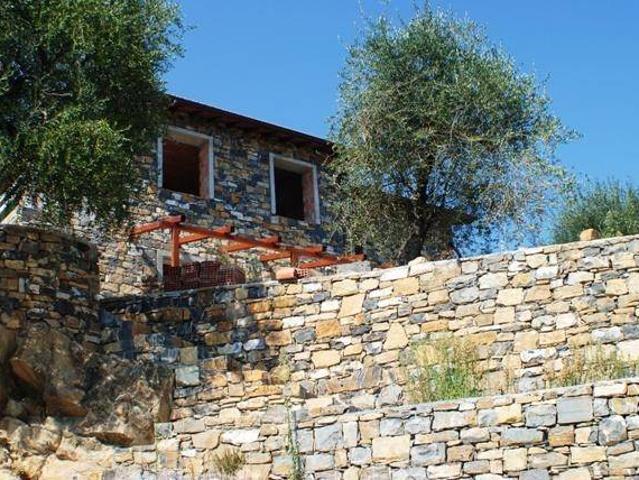 Villa Indipendente in vendita a Diano San Pietro, Provincia di Imperia