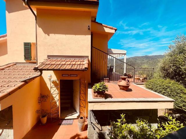 Villa Indipendente in vendita a Diano San Pietro, Liguria