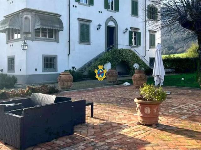 Villa Indipendente in vendita a Dicomano, Toscana