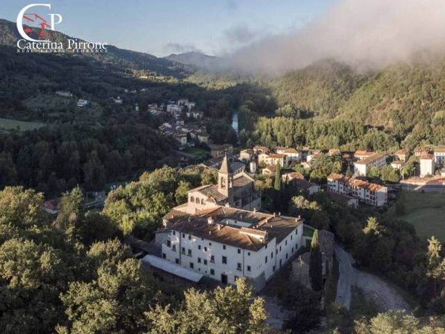 Villa Indipendente in vendita a Dicomano, Toscana