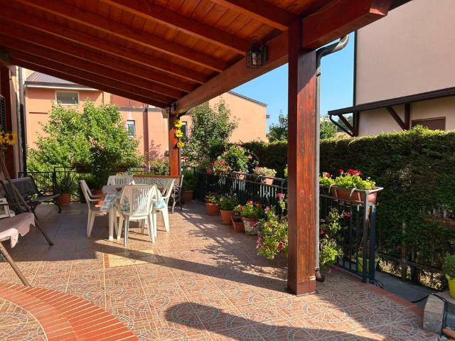 Villa Indipendente in vendita a Calabria, Cosenza