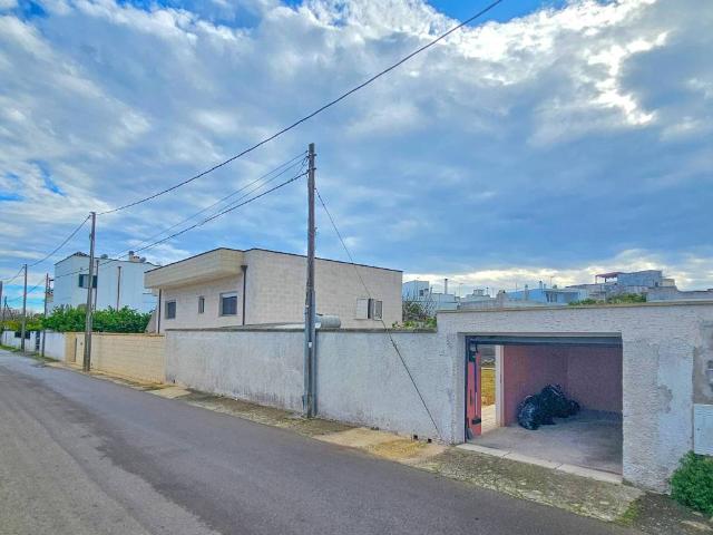 Villa Indipendente in vendita a Puglia, Lecce