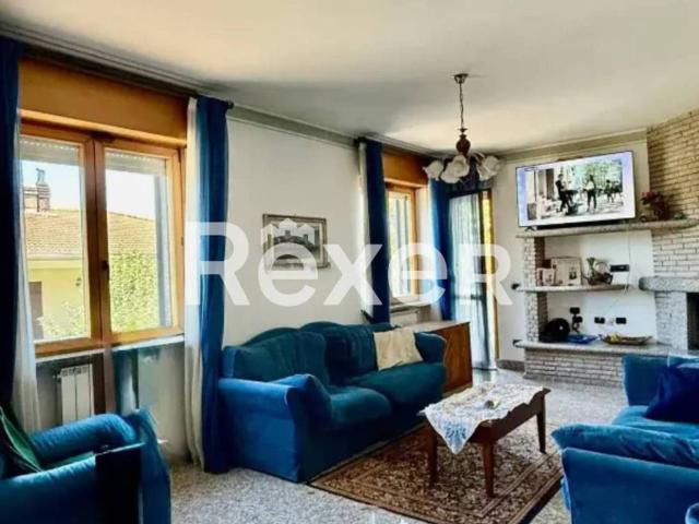 Villa Indipendente in vendita a Divignano, Novara