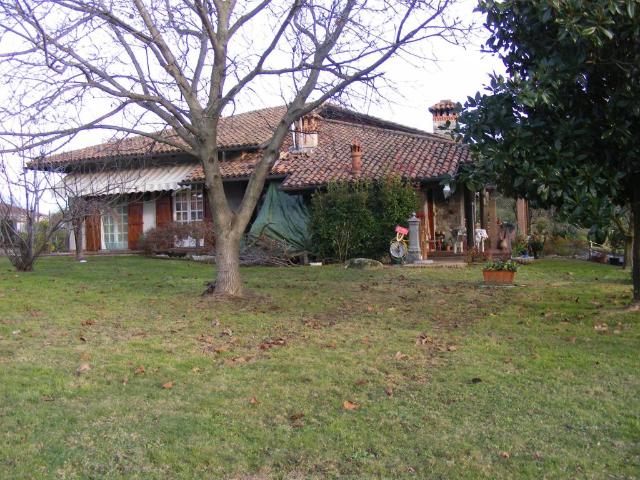 Villa Indipendente in vendita a Rocchetta, Piemonte