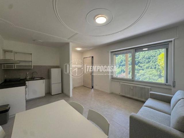 Villa Indipendente in vendita a Dizzasco, Lombardia