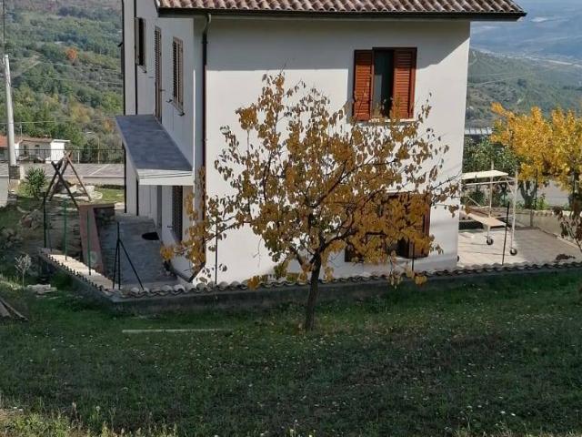 Villa Indipendente in vendita a Dogliola, Abruzzo