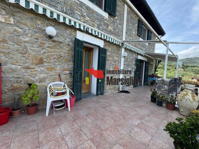 Villa Indipendente in vendita a Dolceacqua, Liguria