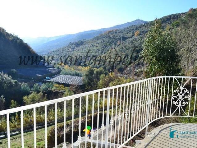 Villa Indipendente in vendita a Dolceacqua, Liguria