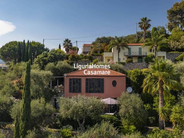 Villa Indipendente in vendita a Dolcedo, Liguria