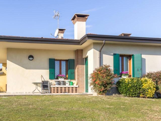 Villa Indipendente in vendita a Dolo, Veneto
