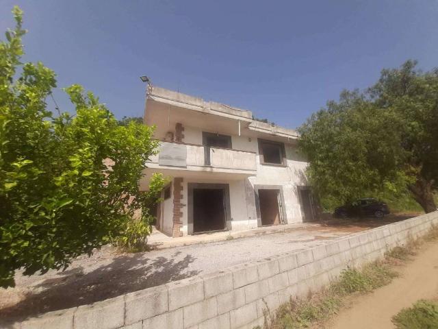 Villa Indipendente in vendita a Domicella, Campania