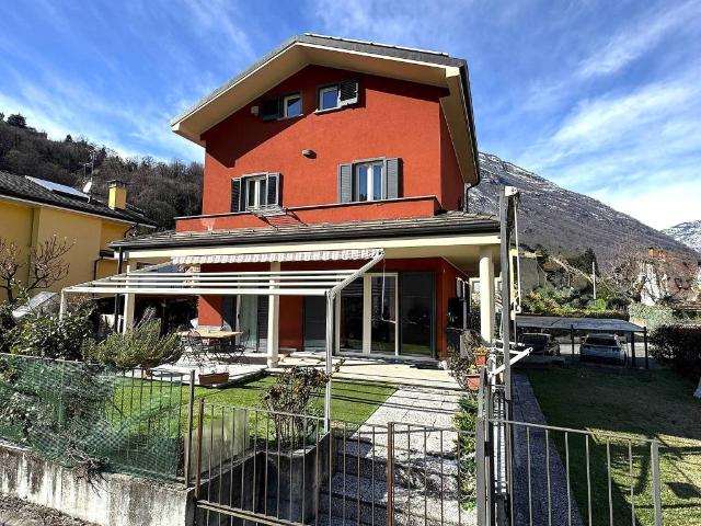 Villa Indipendente in vendita a Maggianigo, Piemonte