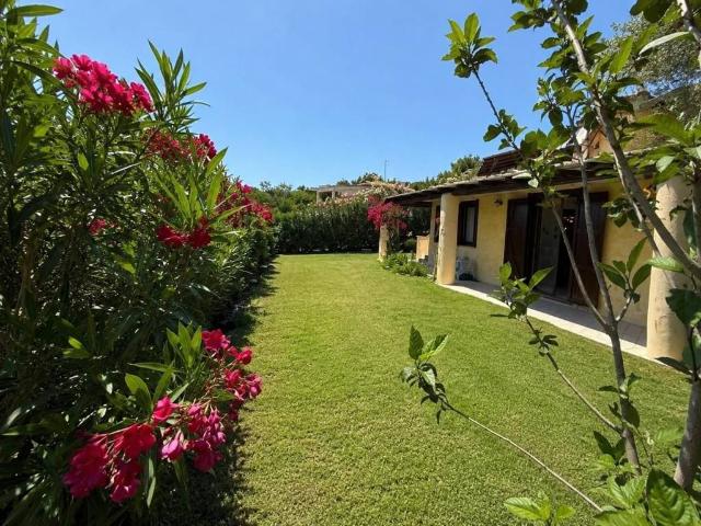 Villa Indipendente in vendita a Domus De Maria, Sardigna/Sardegna