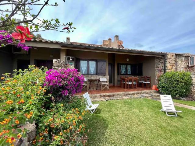 Villa Indipendente in vendita a Domus De Maria, Sardigna/Sardegna
