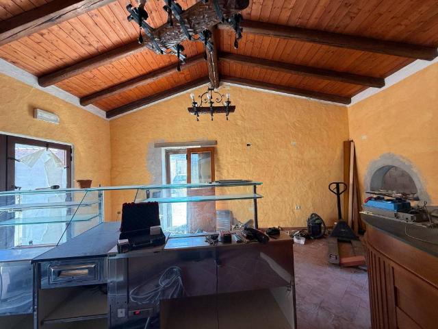 Villa Indipendente in vendita a Domunoas/Domusnovas, Sulcis Iglesiente