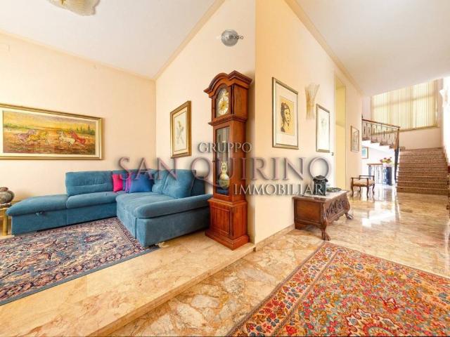 Villa Indipendente in vendita a Villastrada, Dosolo