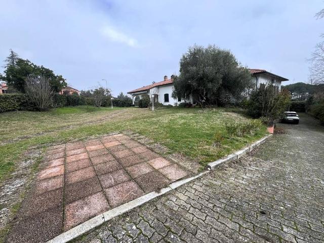 Villa Indipendente in vendita a Nuovo Circondario Imolese, Dozza Imolese