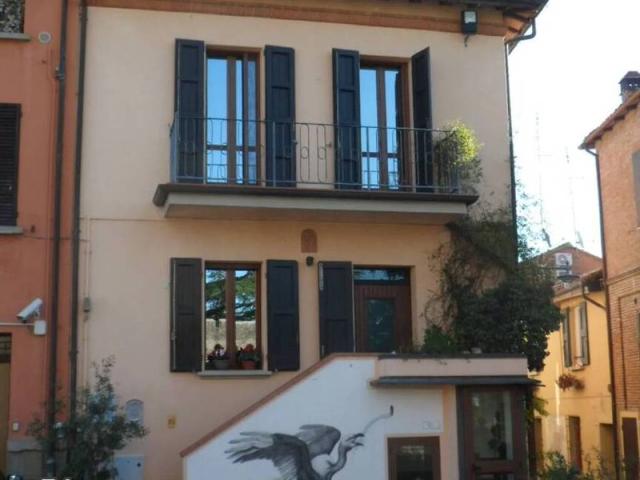 Villa Indipendente in vendita a Nuovo Circondario Imolese, Dozza Imolese