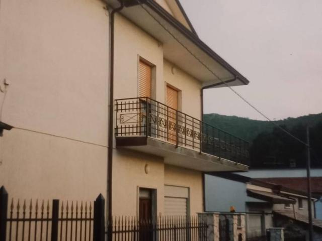Villa Indipendente in vendita a Villa, Liberi