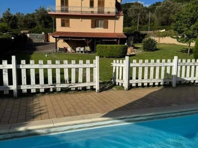 Villa Indipendente in vendita a Calabria, Vibo Valentia