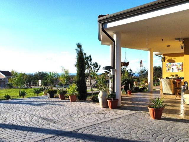 Villa Indipendente in vendita a Calabria, Vibo Valentia