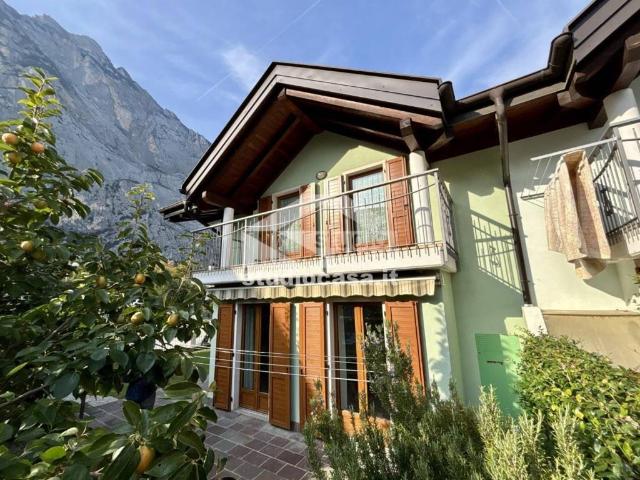 Villa Indipendente in vendita a Pietramurata, Dro