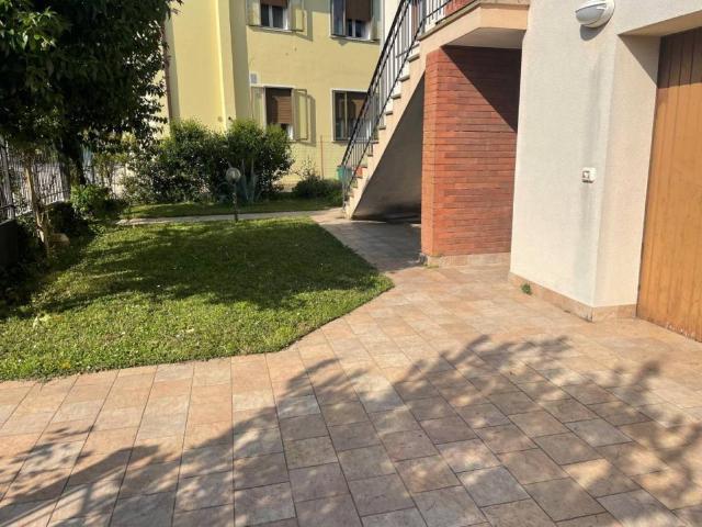 Villa Indipendente in vendita a Carrara San Giorgio, Veneto