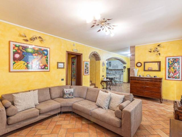 Villa Indipendente in vendita a Carrara San Giorgio, Veneto
