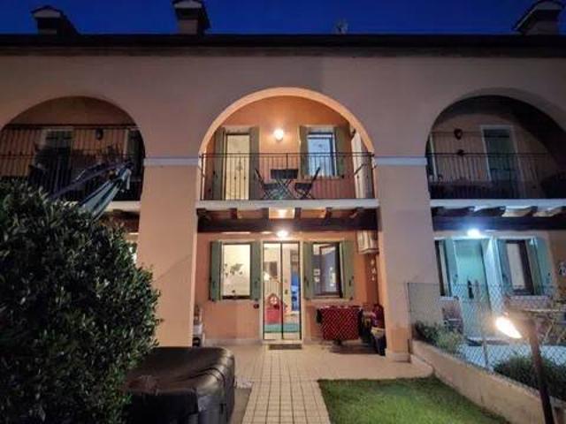 Villa Indipendente in vendita a Carrara San Giorgio, Veneto