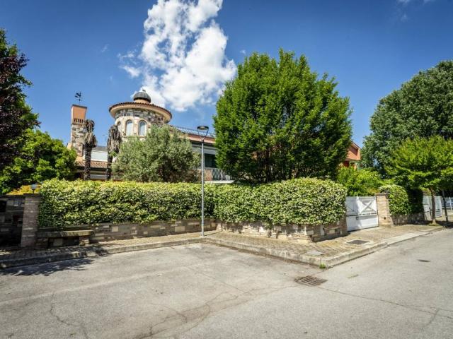 Villa Indipendente in vendita a Carrara San Giorgio, Veneto