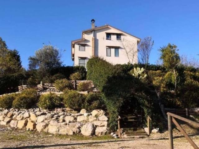Villa Indipendente in vendita a Frasso Telesino, Campania