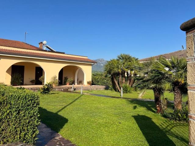 Villa Indipendente in vendita a Dugenta, Campania