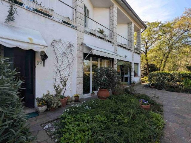 Villa Indipendente in vendita a Borgo San Mauro / Naselje Svetega Mavra, Aurisina
