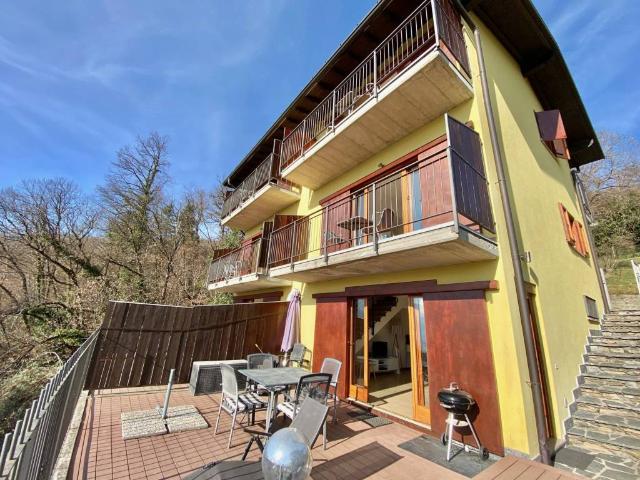 Villa Indipendente in vendita a Comunità Montana Valli del Verbano, Dumenza