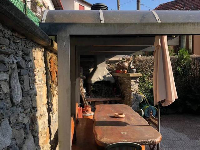 Villa Indipendente in vendita a Comunità Montana Valli del Verbano, Dumenza