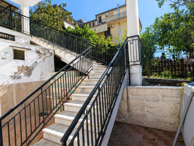 Villa Indipendente in vendita a Eboli, Campania