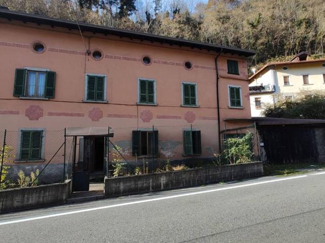 Villa Indipendente in vendita a Comunità montana della valle Camonica, Edolo