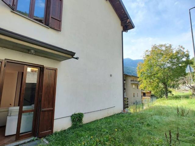 Villa Indipendente in vendita a Comunità montana della valle Camonica, Edolo