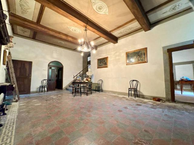 Villa Indipendente in vendita a Unione dei Comuni Circondario dell'Empolese Valdelsa, Empoli