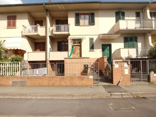 Villa Indipendente in vendita a Serravalle, Empoli