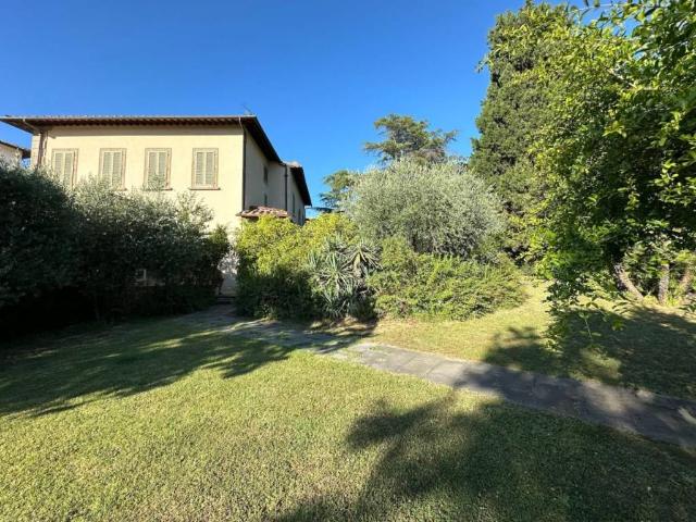 Villa Indipendente in vendita a Pontorme, Empoli