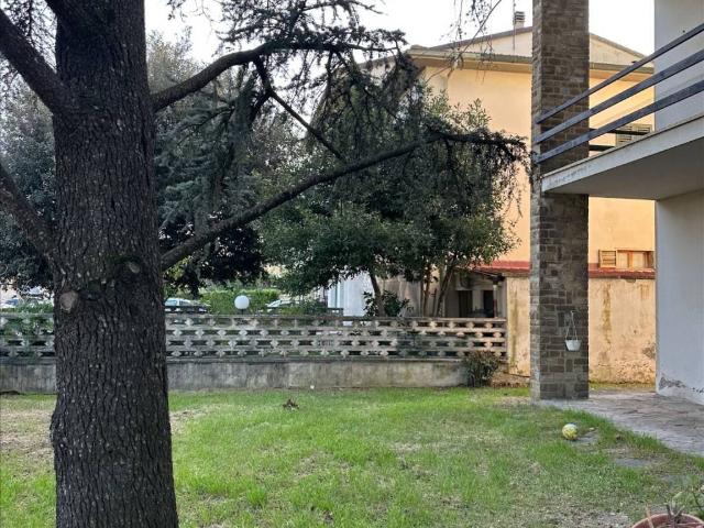 Villa Indipendente in vendita a Unione dei Comuni Circondario dell'Empolese Valdelsa, Empoli