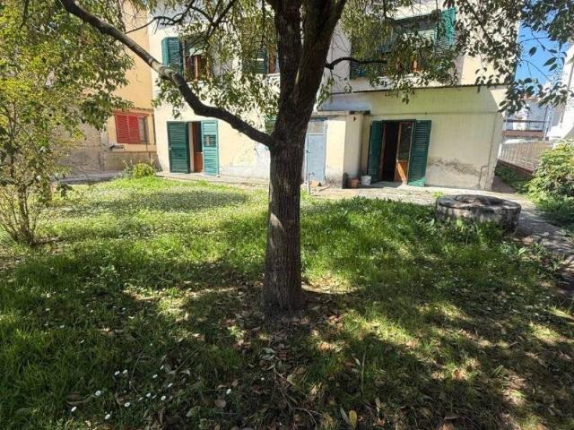 Villa Indipendente in vendita a Unione dei Comuni Circondario dell'Empolese Valdelsa, Empoli