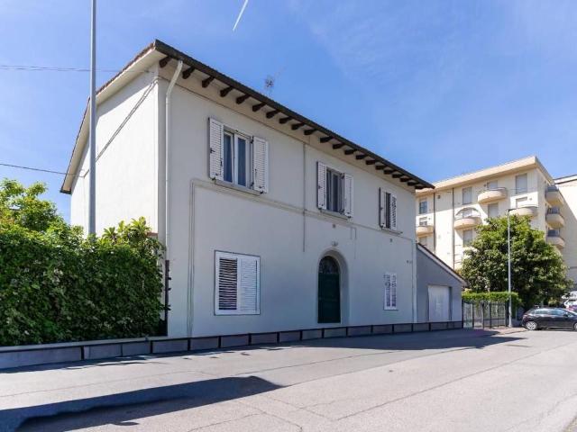 Villa Indipendente in vendita a Unione dei Comuni Circondario dell'Empolese Valdelsa, Empoli