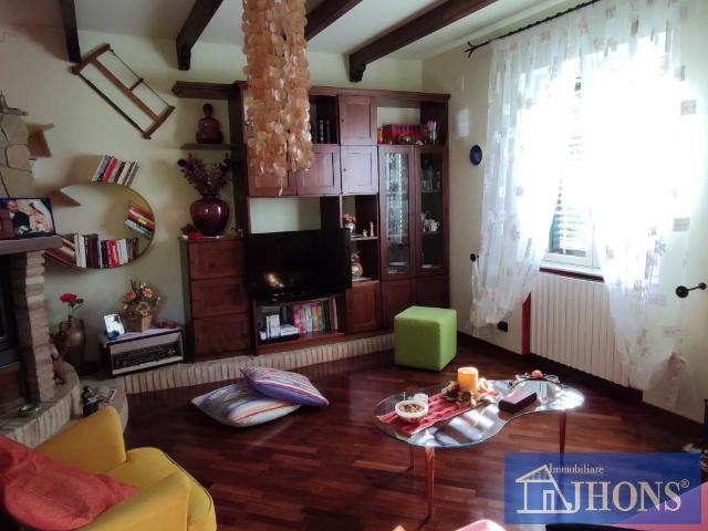 Villa Indipendente in vendita a Enna, Sicilia