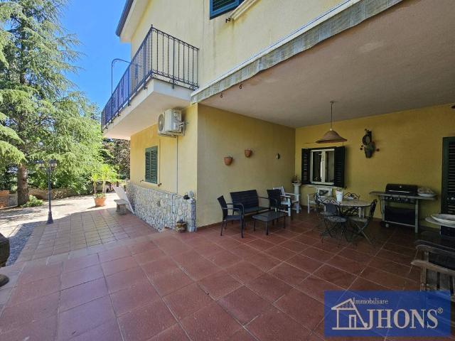 Villa Indipendente in vendita a Enna Bassa, Enna