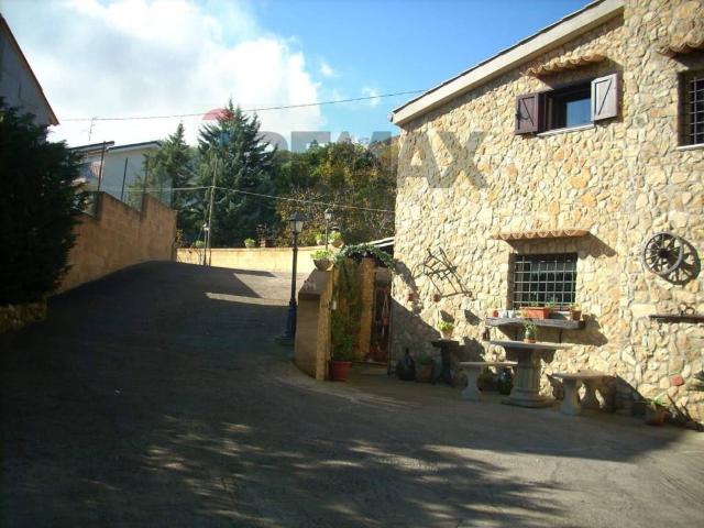 Villa Indipendente in vendita a Enna, Sicilia