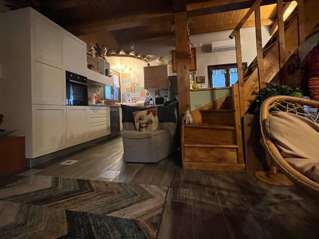 Villa Indipendente in vendita a Monte, Enna
